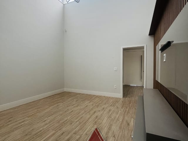 Casa com 392m² 3 quartos e 4 banheiros, à venda, no bairro Villa São Vicente em Franca