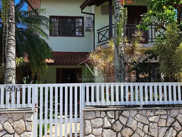 Casa com 360m² 4 quartos e 2 banheiros, à venda, no bairro São José do Imbassaí em Maricá