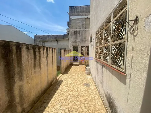 Casa com 1m² 3 quartos e 2 banheiros, para alugar, no bairro Centro em Capivari