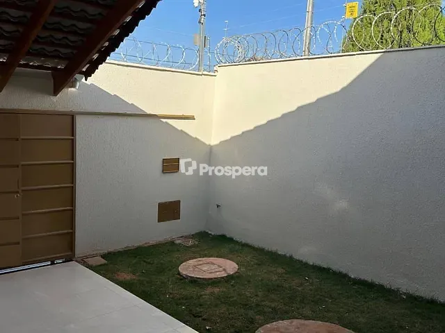 Casa 2 quartos e 2 banheiros, à venda, no bairro Residencial Portinari em Goiânia