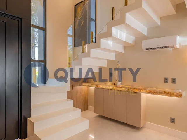 Casa com 330m² 5 quartos e 5 banheiros, à venda, no bairro Cidade Nova em Eusébio
