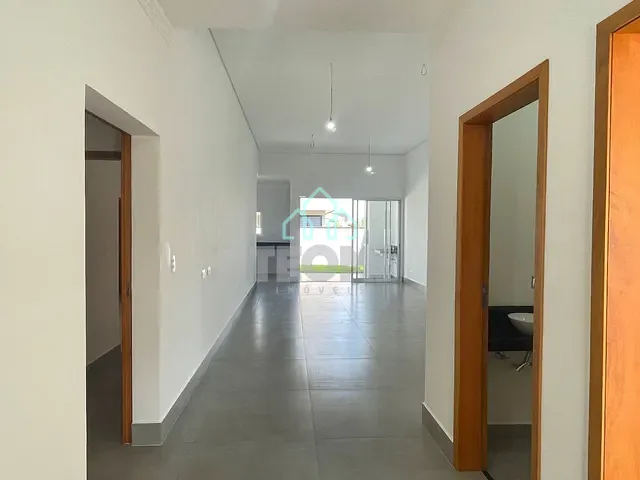 Casa com 253m² 3 quartos e 2 banheiros, à venda, no bairro Bairro dos Guedes em Tremembé