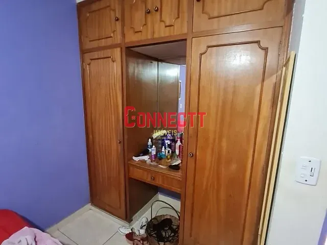 Casa com 290m² 3 quartos e 2 banheiros, à venda, no bairro Independência em Ribeirão Preto