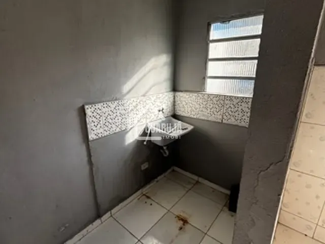 Casa 2 quartos e 2 banheiros, à venda, no bairro Jardim Boa Esperança (Vicente de Carvalho) em Guarujá