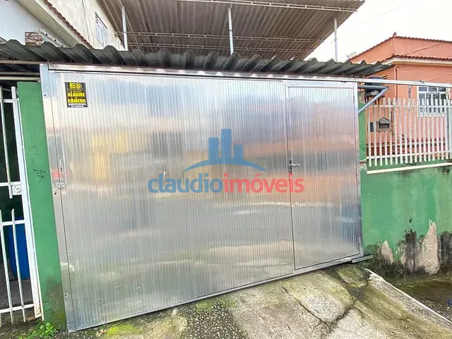 Casa com 300m² 3 quartos e 2 banheiros, à venda, no bairro Nossa Senhora Aparecida em Barra Mansa