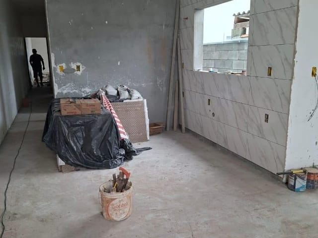 Casa com 242m² 2 quartos e 2 banheiros, à venda, no bairro Vila São Paulo em Mogi das Cruzes