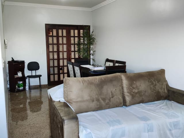 Casa à venda 3 Quartos, 1 Suite, 2 Vagas, Vila Alpina, São Paulo - SP