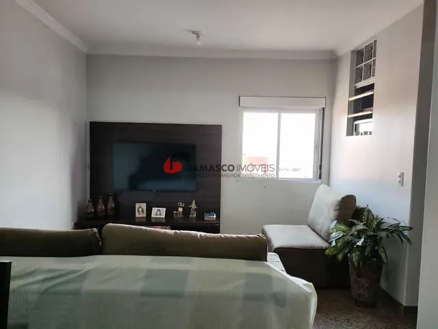 Casa com 280m² 3 quartos e 1 banheiro, à venda, no bairro Vila Alpina em São Paulo