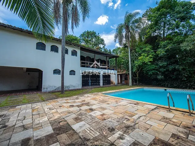 Casa com 1299m² 3 quartos e 4 banheiros, à venda, no bairro Jardim Marilu em Carapicuíba