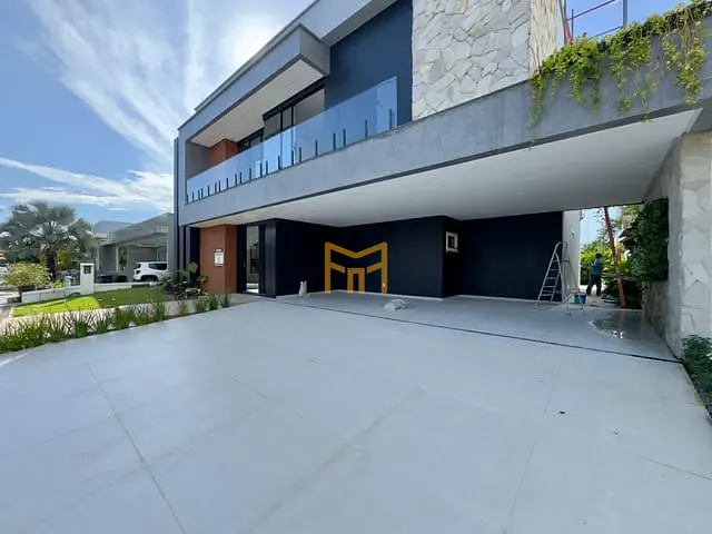 Casa 5 quartos e 8 banheiros, à venda, no bairro Atalaia em Ananindeua