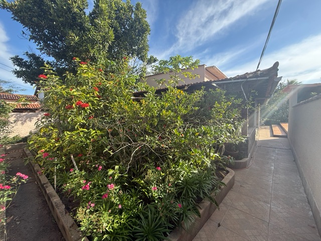 Casa 2 quartos e 2 banheiros, para alugar, no bairro Jardim Atlântico Oeste (Itaipuaçu) em Maricá