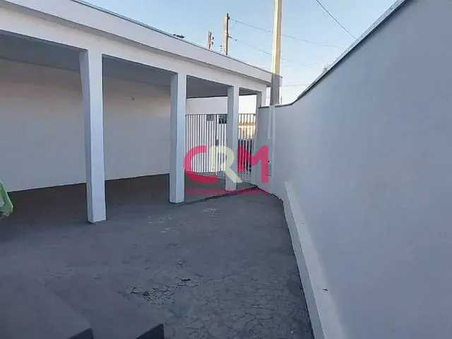 Casa com 176m² 3 quartos e 2 banheiros, à venda, no bairro Centro em Taquaritinga