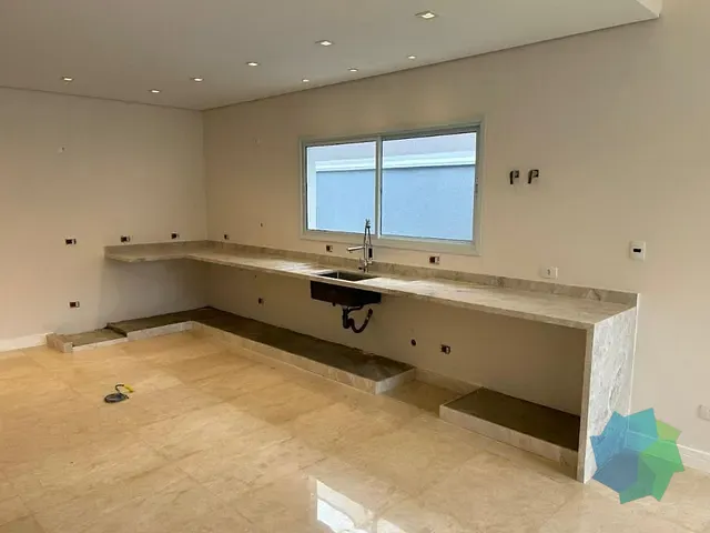 Casa com 311m² 3 quartos e 4 banheiros, à venda, no bairro Residencial Central Parque em Salto