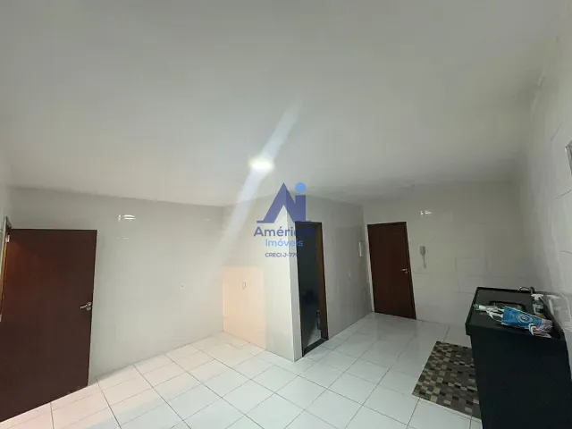 Casa 3 quartos e 2 banheiros, à venda ou para alugar, no bairro Guaratiba em Rio de Janeiro