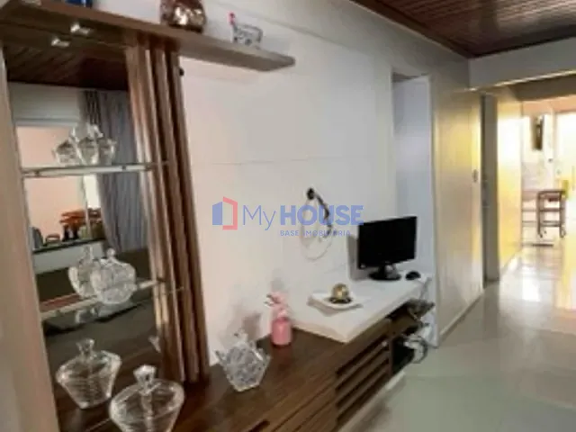 Casa com 200m² 2 quartos e 2 banheiros, à venda, no bairro Hernani Sá em Ilhéus