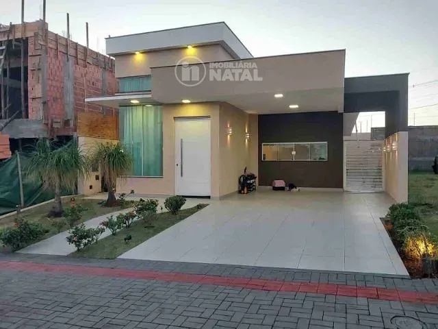 Casa com 250m² 3 quartos e 2 banheiros, para alugar, no bairro Conjunto Habitacional Alexandre Urbanas em Londrina