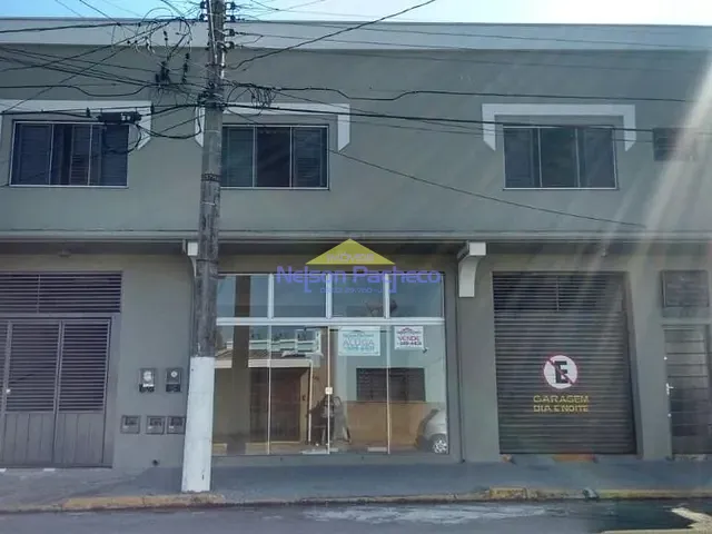 Casa com 418m² 3 quartos e 3 banheiros, à venda, no bairro Centro em Capivari