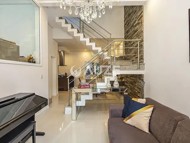 Casa com 235m² 3 quartos e 4 banheiros, à venda, no bairro Pilarzinho em Curitiba