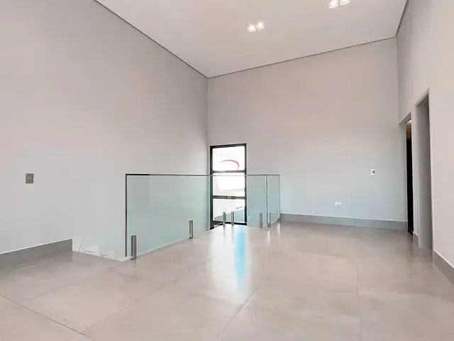 Casa com 264m² 3 quartos e 6 banheiros, à venda, no bairro Conjunto Habitacional Alexandre Urbanas em Londrina