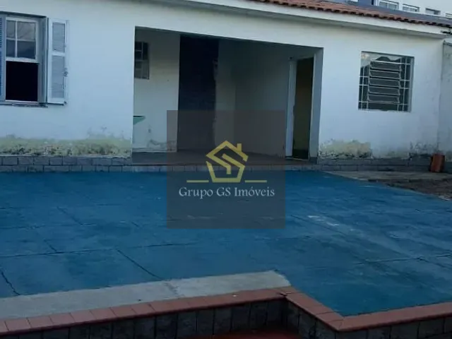 Casa com 300m² 4 quartos e 2 banheiros, para alugar, no bairro Vila Bissoto em Valinhos