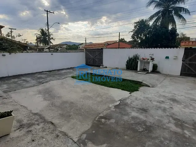 Casa 3 quartos e 2 banheiros, à venda, no bairro Centro em Maricá