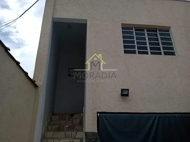 Casa com 90m² 1 quarto e 2 banheiros, à venda, no bairro Morada do Sol em Guaxupé