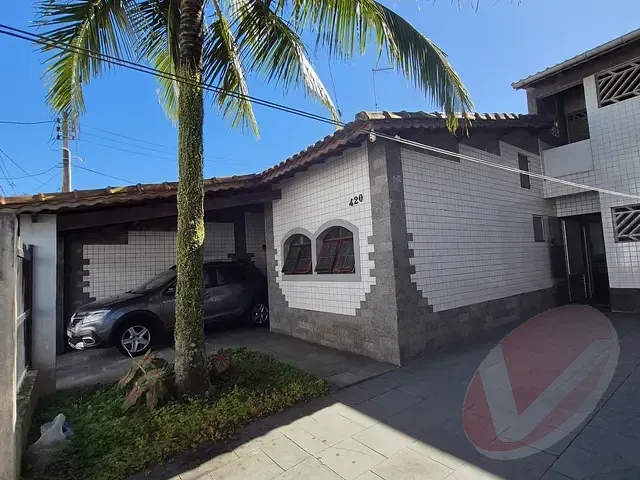Casa com 132m² 2 quartos e 2 banheiros, à venda, no bairro Caiçara em Praia Grande