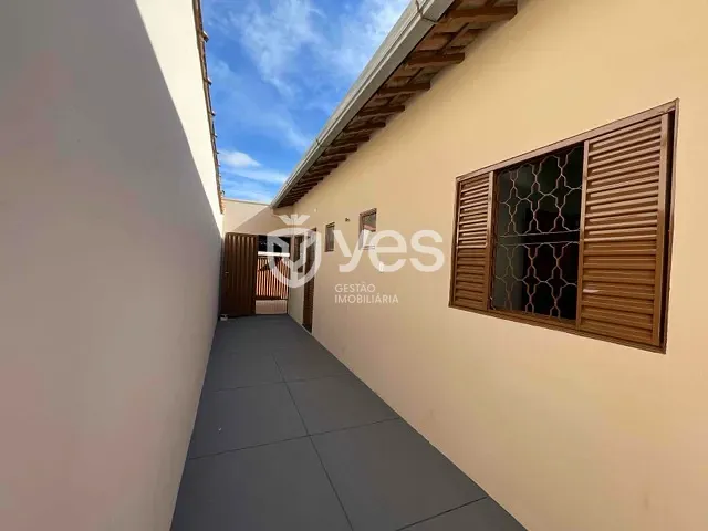 Casa com 230m² 4 quartos e 2 banheiros, à venda, no bairro Orozino Teixeira em Araxá