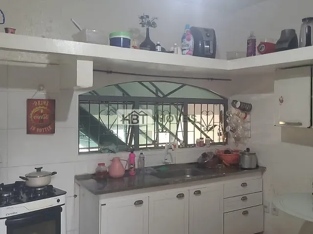 Casa com 250m² 5 quartos e 6 banheiros, à venda, no bairro Vila Giunta em Bauru