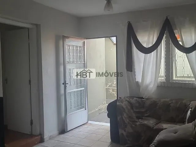 Casa com 250m² 5 quartos e 6 banheiros, à venda, no bairro Vila Giunta em Bauru