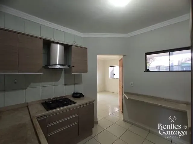 Casa com 163m² 3 quartos e 2 banheiros, à venda, no bairro Parque da Gávea em Maringá