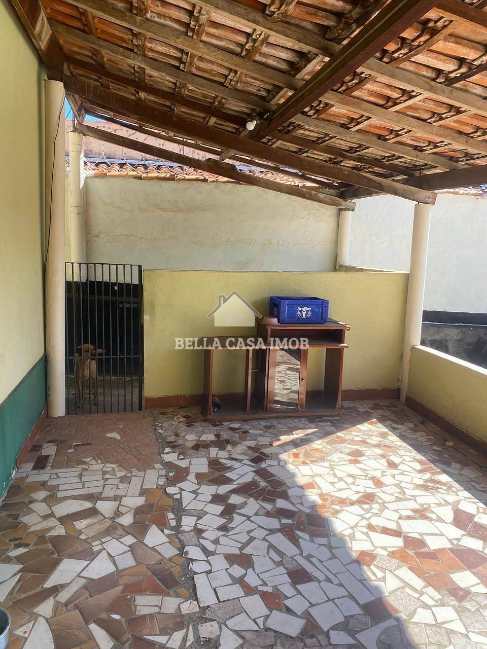 Casa à venda com 2 quartos, 300m² - Foto 6