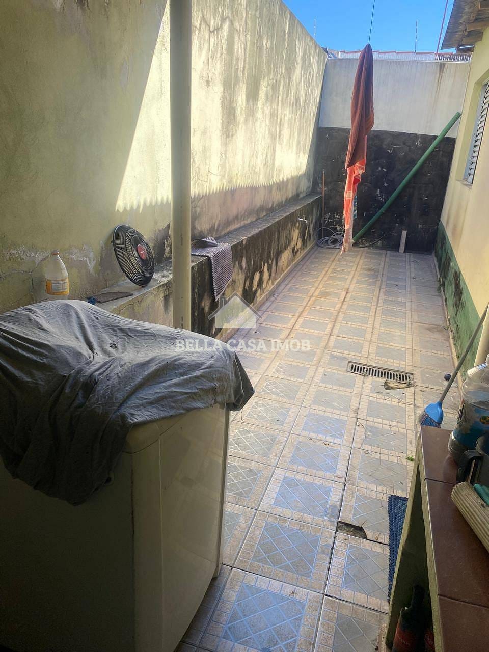 Casa à venda com 2 quartos, 300m² - Foto 14