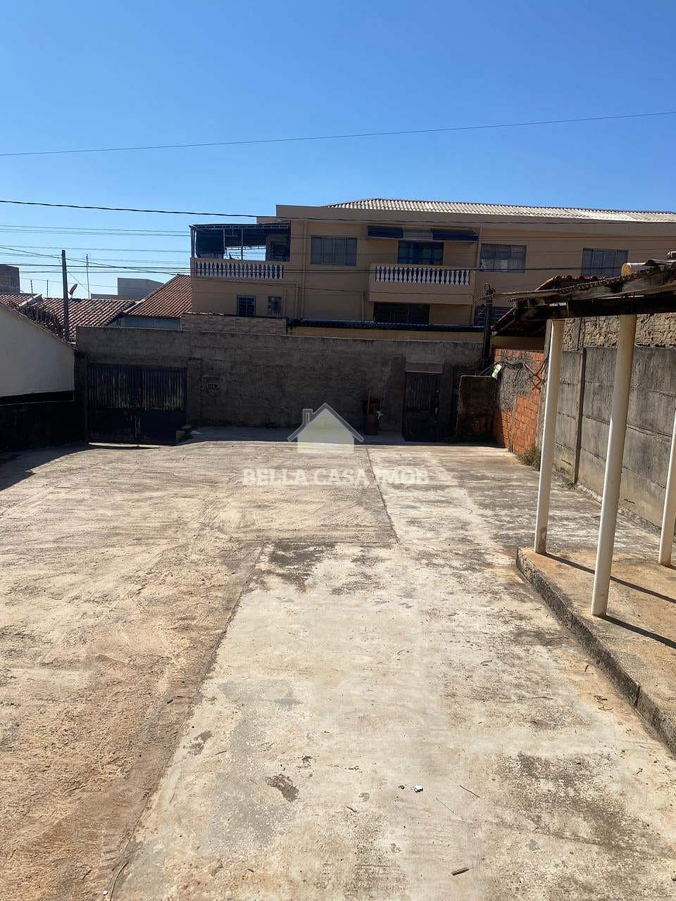 Casa à venda com 2 quartos, 300m² - Foto 55
