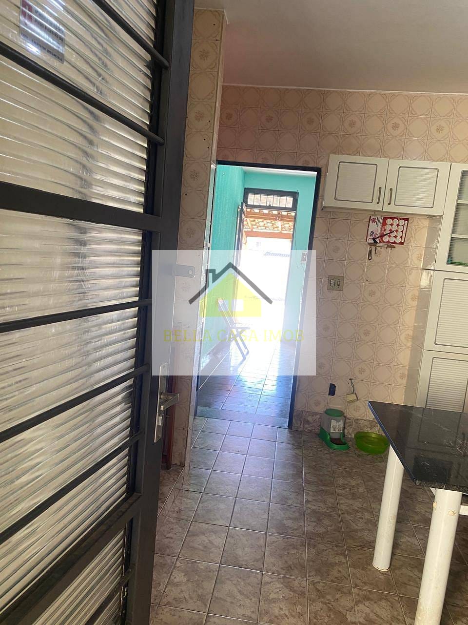 Casa à venda com 2 quartos, 300m² - Foto 17
