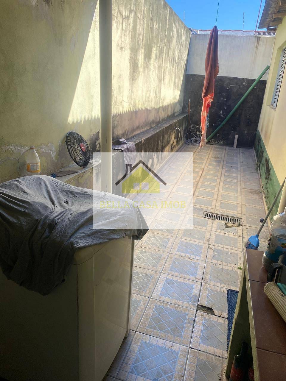 Casa à venda com 2 quartos, 300m² - Foto 14