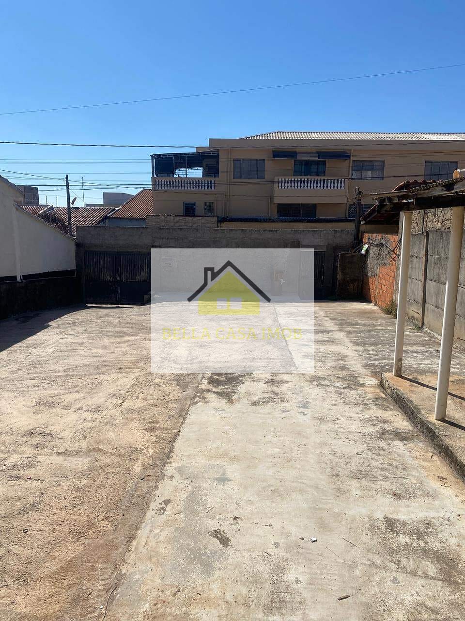 Casa à venda com 2 quartos, 300m² - Foto 43