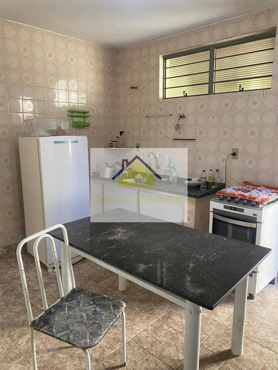 Casa à venda com 2 quartos, 300m² - Foto 29