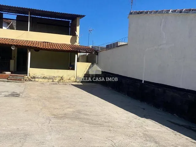 Casa com 300m² 2 quartos e 1 banheiro, à venda, no bairro Jardim Zulmira em Sorocaba