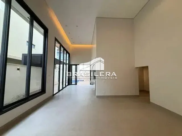Casa com 405m² 4 quartos e 5 banheiros, à venda, no bairro Jardins França em Goiânia