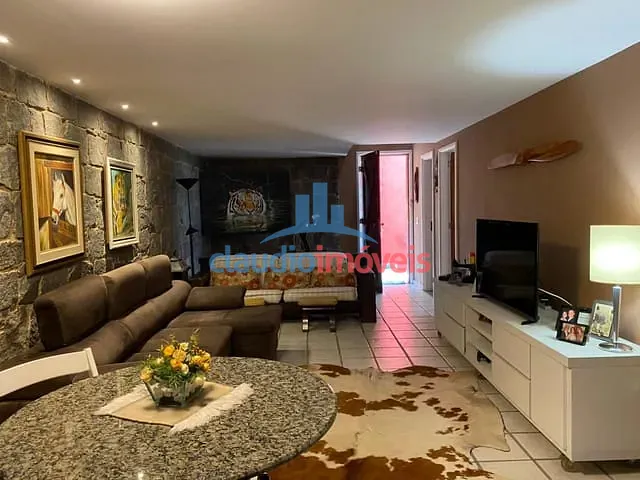 Casa 3 quartos e 5 banheiros, à venda, no bairro Jardim Europa em Volta Redonda