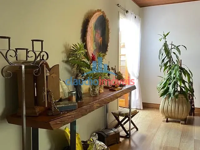 Casa 3 quartos e 5 banheiros, à venda, no bairro Jardim Europa em Volta Redonda