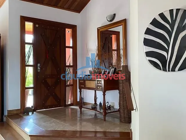 Casa 3 quartos e 5 banheiros, à venda, no bairro Jardim Europa em Volta Redonda