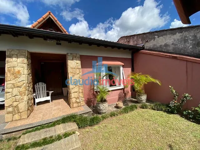 Casa 3 quartos e 5 banheiros, à venda, no bairro Jardim Europa em Volta Redonda