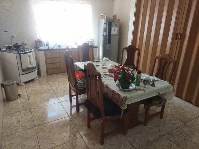 Casa com 250m² 3 quartos e 2 banheiros, à venda, no bairro Olímpico em São Caetano do Sul