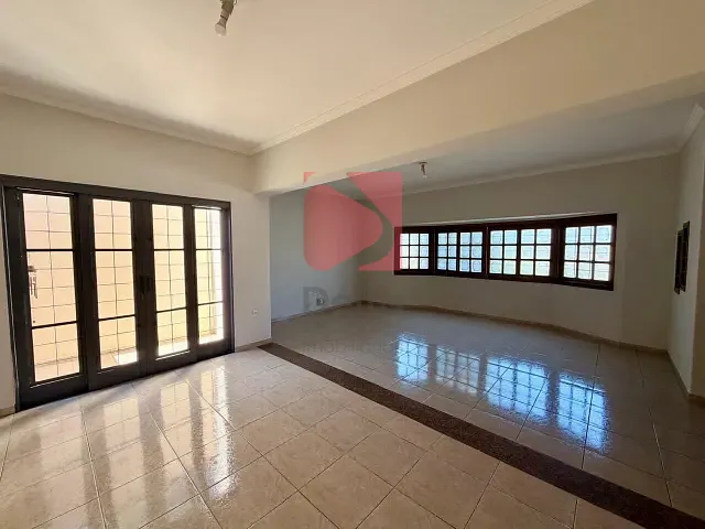 Casa 3 quartos e 3 banheiros, à venda, no bairro Cidade Jardim em Pirassununga