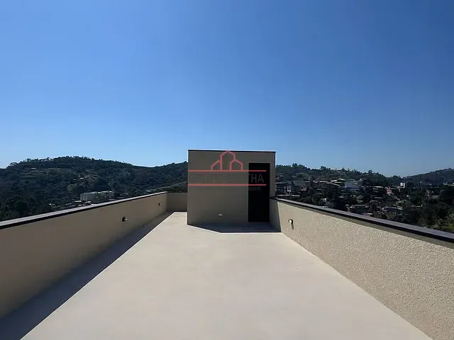 Casa 3 quartos e 1 banheiro, à venda, no bairro Chácara Jaguari (Fazendinha) em Santana de Parnaíba