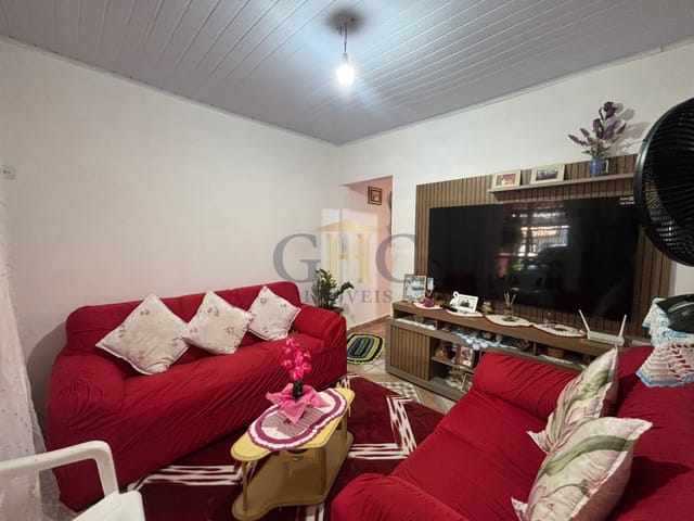 Casa com 130m² 2 quartos e 2 banheiros, à venda, no bairro Jardim São Carlos em Salto de Pirapora