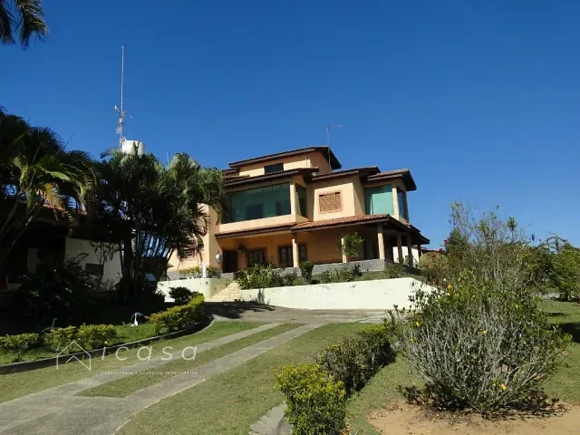 Casa com 2000m² 5 quartos e 6 banheiros, à venda, no bairro Sítio Portal Vila Rica em Caçapava