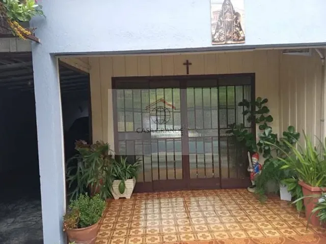 Casa 3 quartos e 2 banheiros, à venda, no bairro Jardim Novo Horizonte em Rolândia